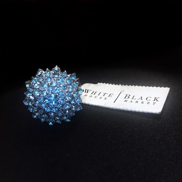 White House Black Market Jewelry - 2/20$ WHBM Blue Cocktail Ring